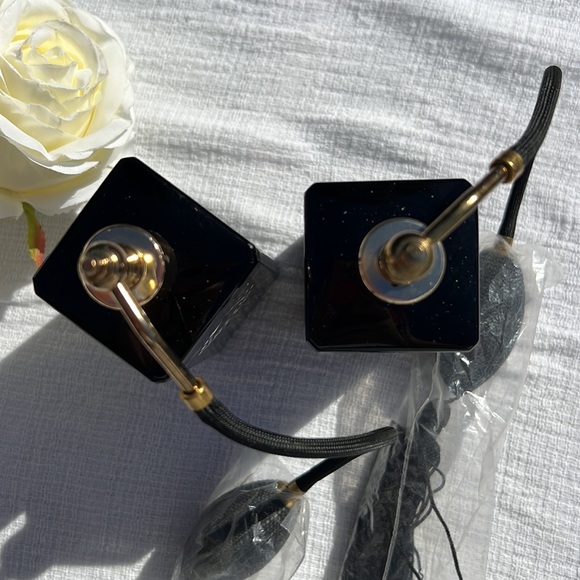 Chic Hollywood Regency Style Hand Painted Austrian Glass Perfume Bottle Atomizer - Picture 2 of 16